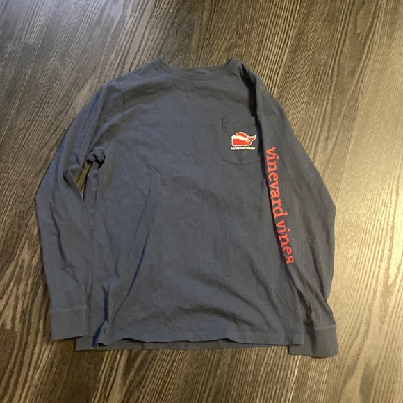 🍍VINEYARD VINES🍍LONG SLEEVE🍍size youth large🍍@17 - Picture 1 of 2